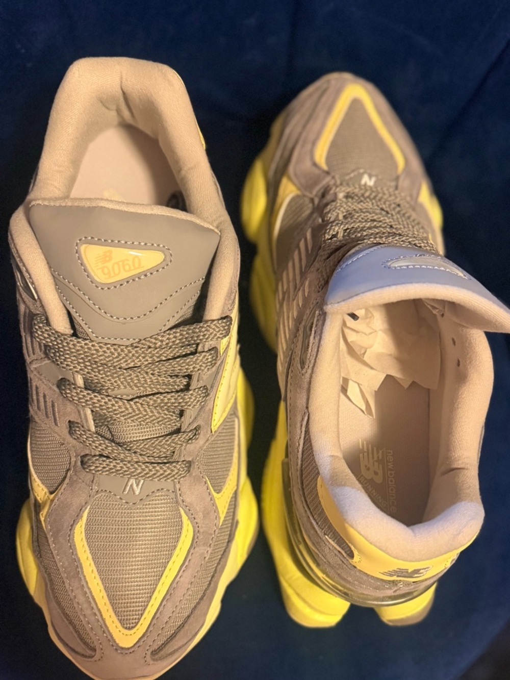 New Balance 9060 Sneakers size 43